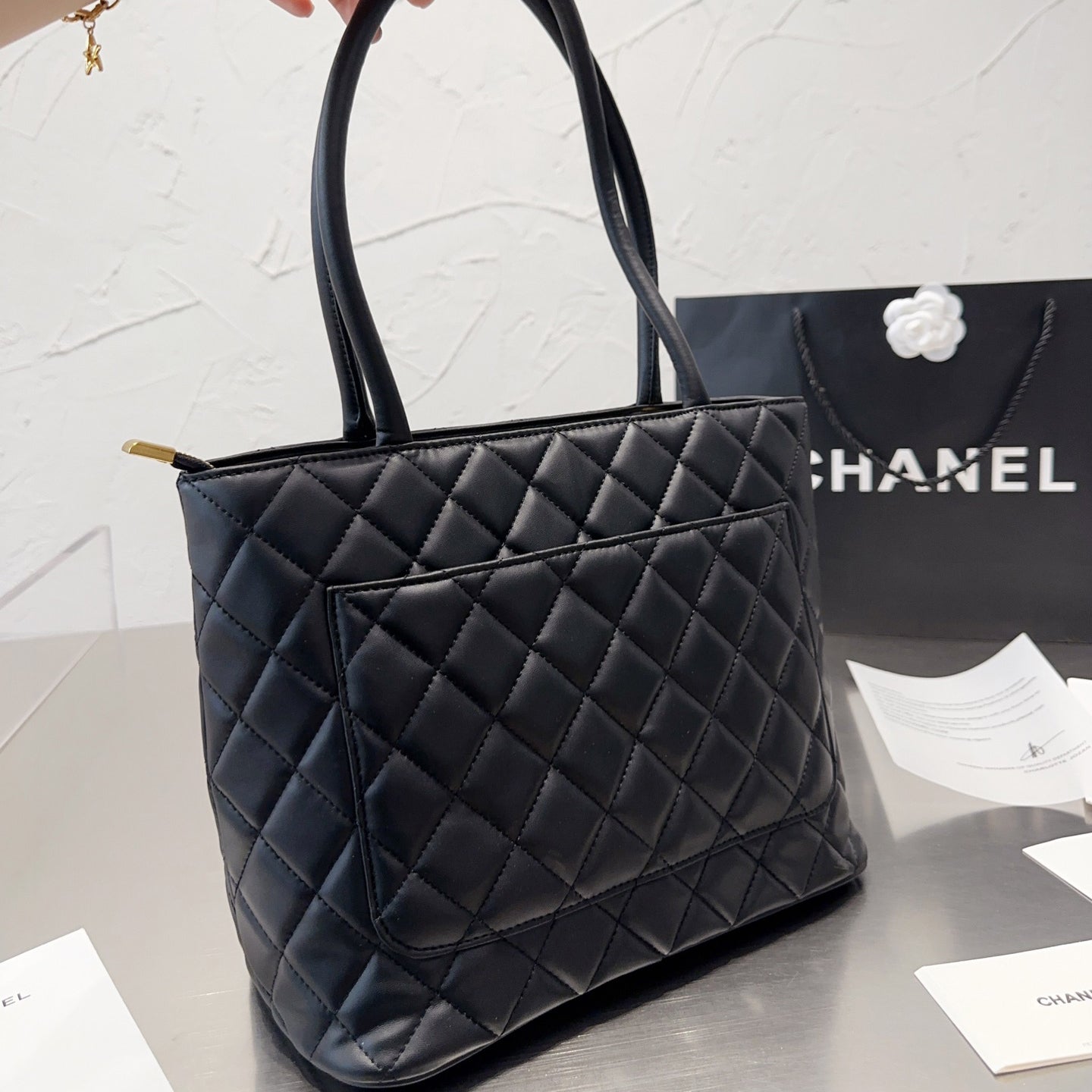 Bolso Tote Retro de Cuero Negro