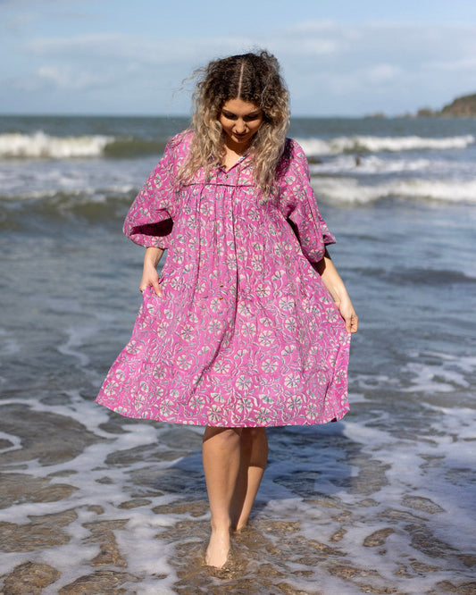 Robe courte Sama à motif marguerites