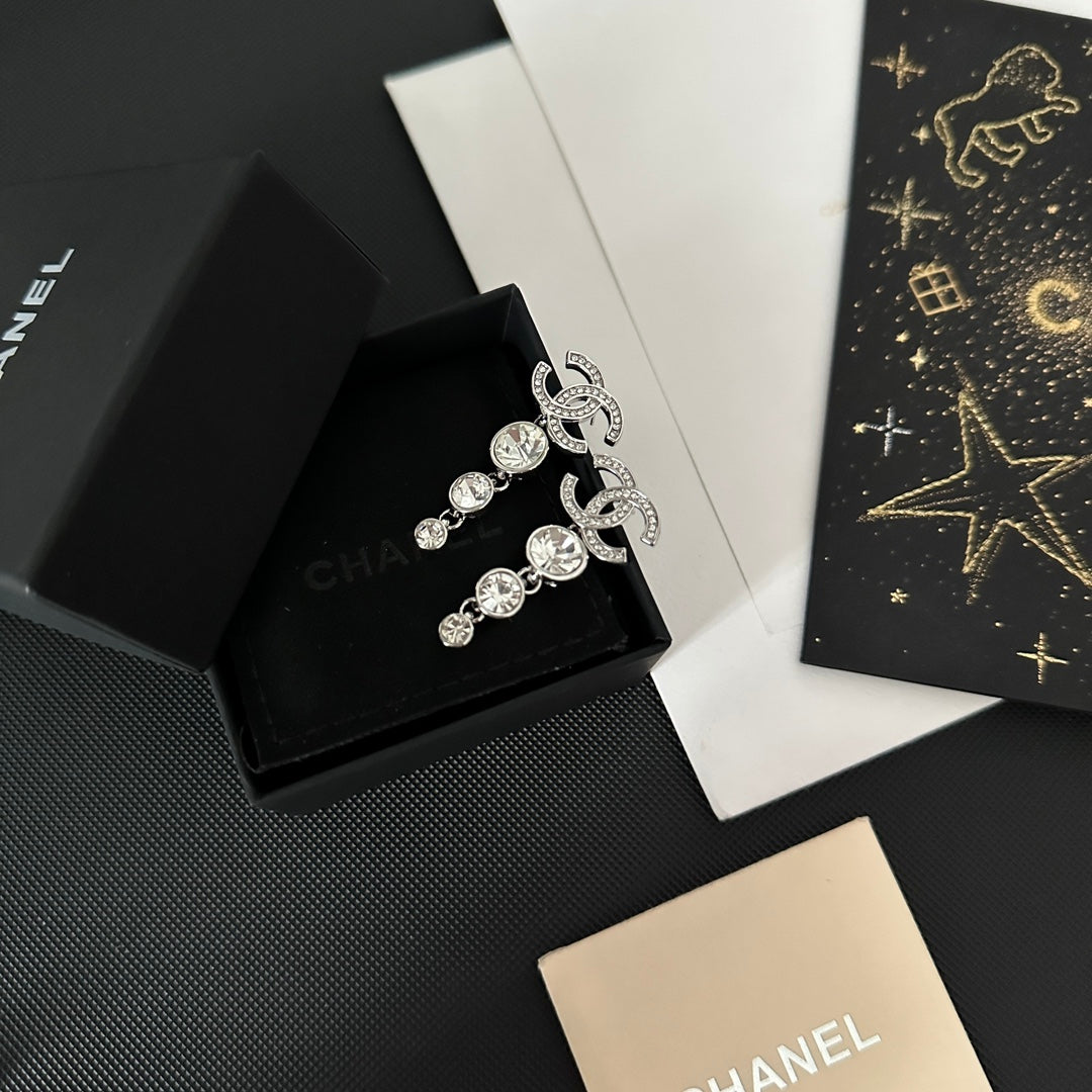Pendientes colgantes de diamantes redondos