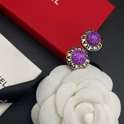 Boucles d'oreilles clous Balle violette lettre creuse