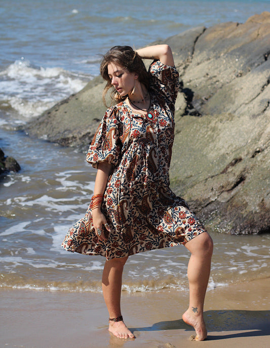 Robe courte Neera Rani