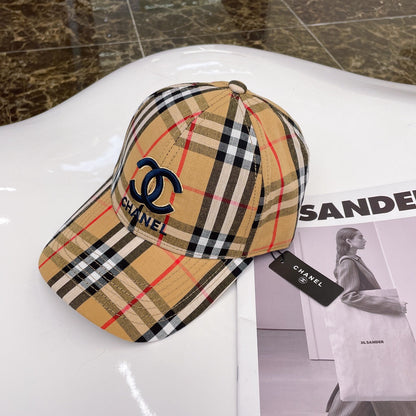 Casquette de baseball brodée à carreaux classiques