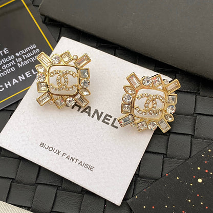 Boucles d'oreilles carrées élégantes en cristal