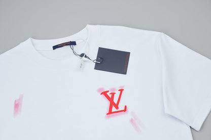 T-shirt avec logo gribouillé dessiné à la main