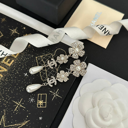 Boucles d'oreilles vintage doubles fleurs strass