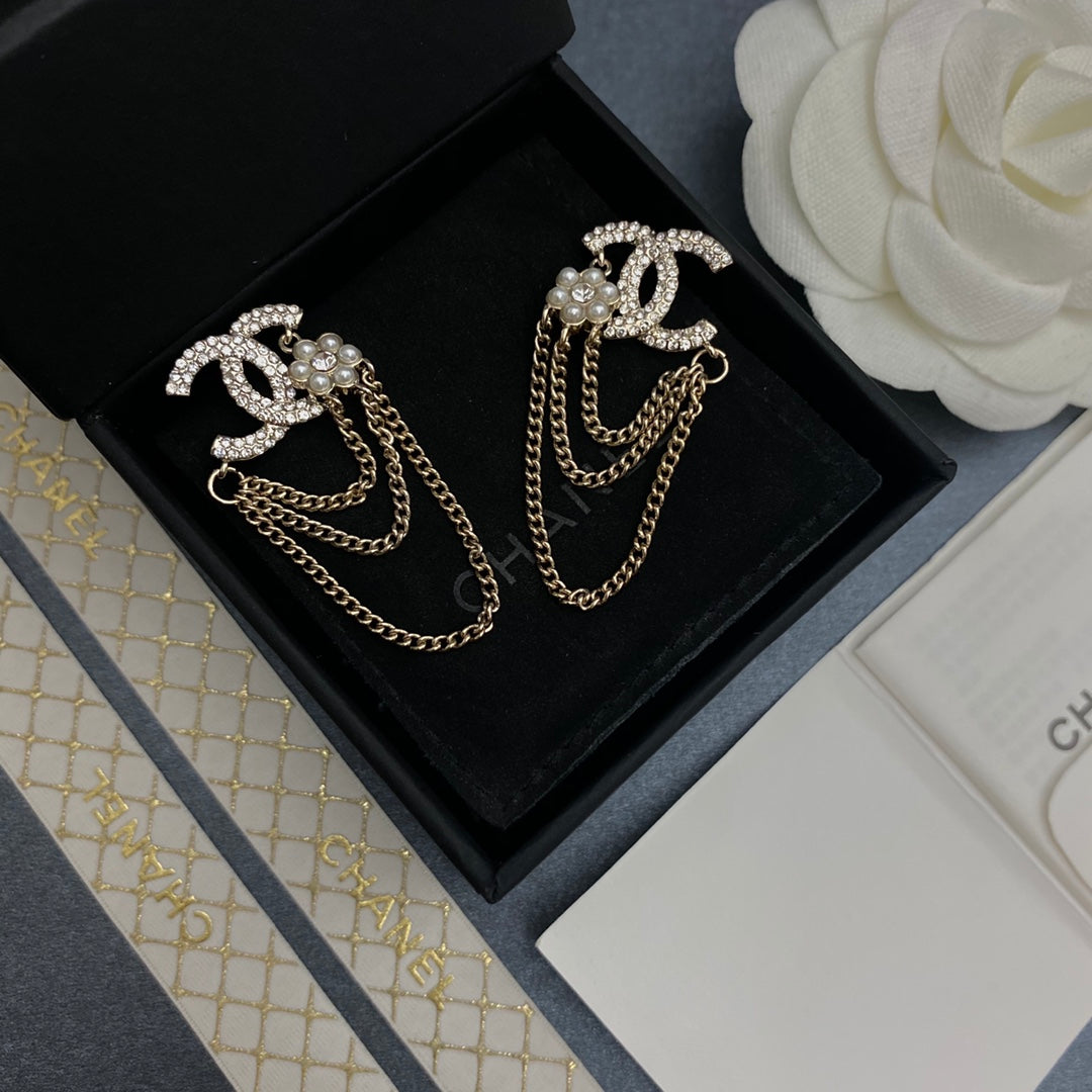 Pendientes de cadena de flores