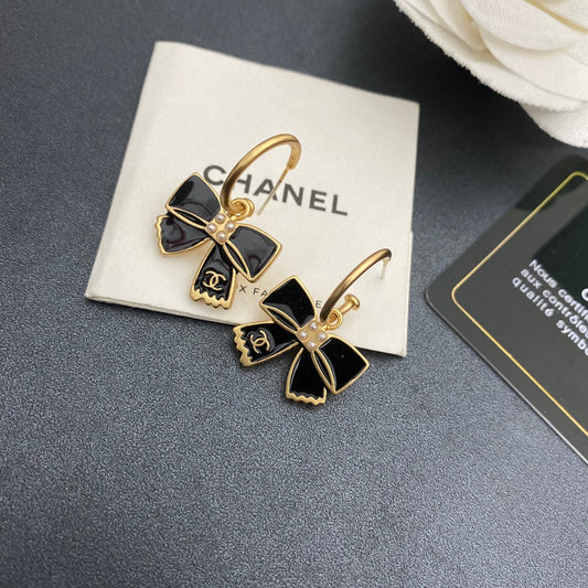 Boucles d'oreilles nœud papillon mignonnes