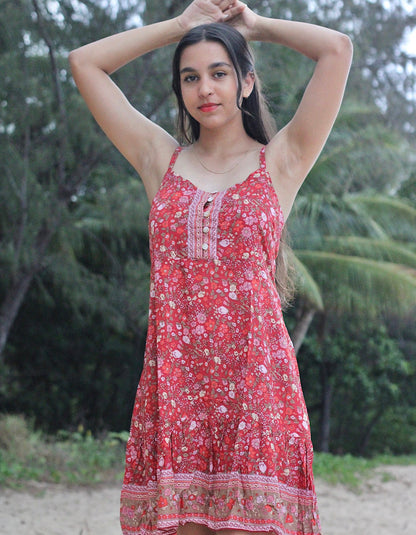 Ruby Wild Flower tirantes cortos