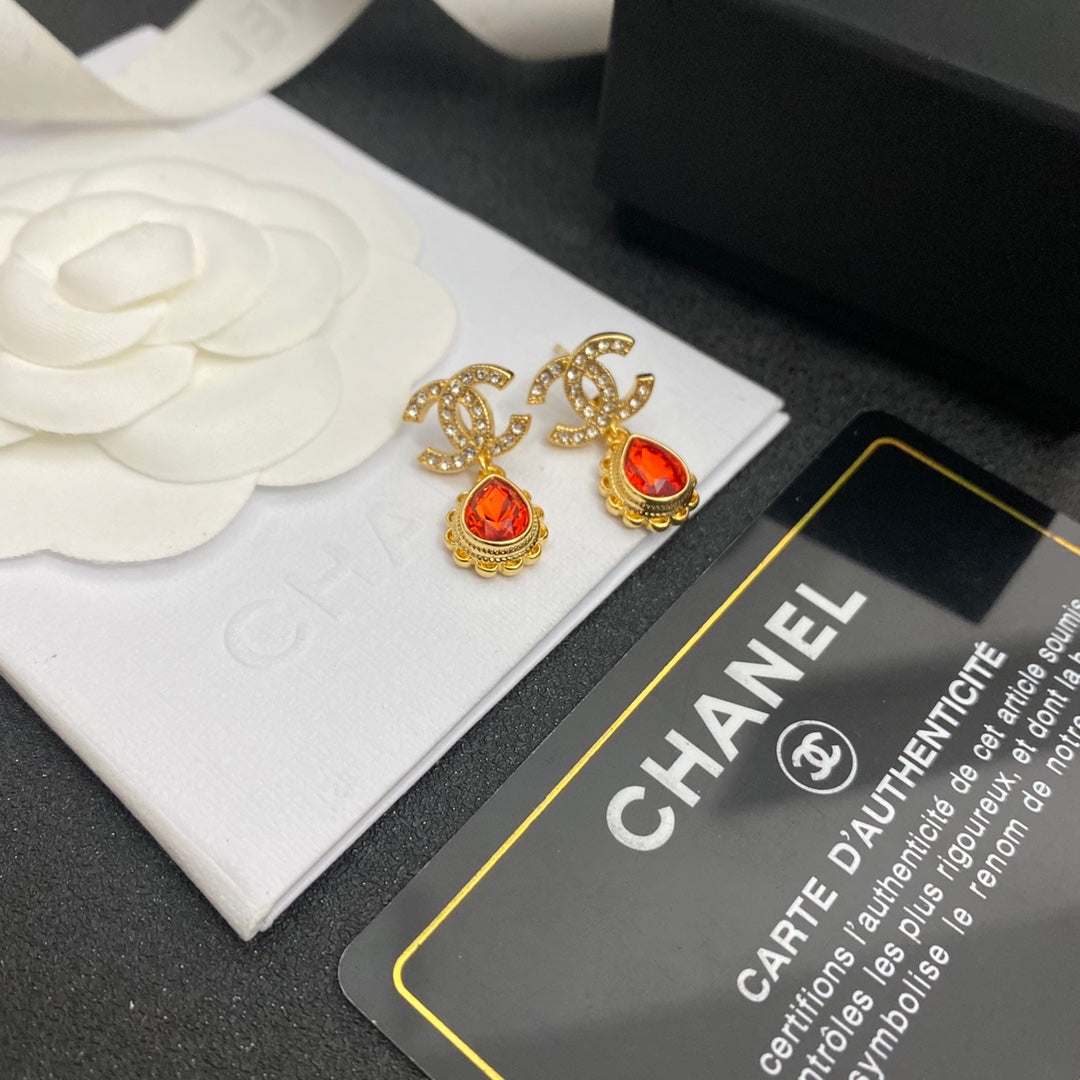 Pendientes colgantes de gema roja vintage