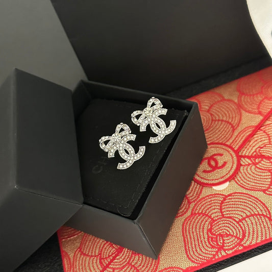Nouvelles boucles d'oreilles nœud papillon en cristal