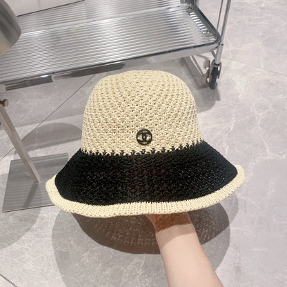 Chapeau bob en paille tendance