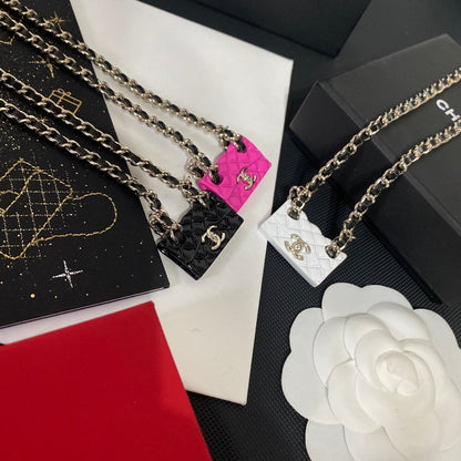 Collar de bolso elegante a la moda