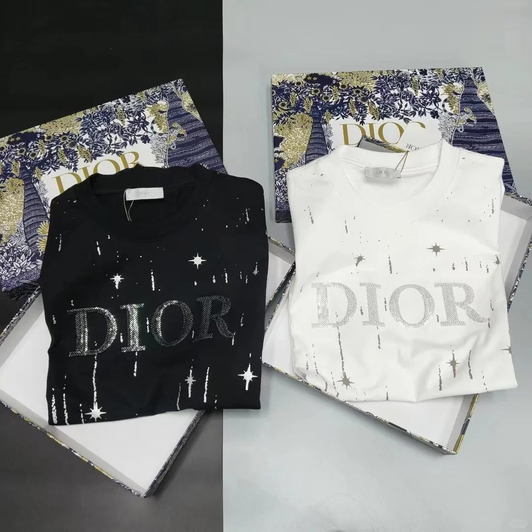 Camiseta holgada de algodón bordado de cuello redondo y manga corta
