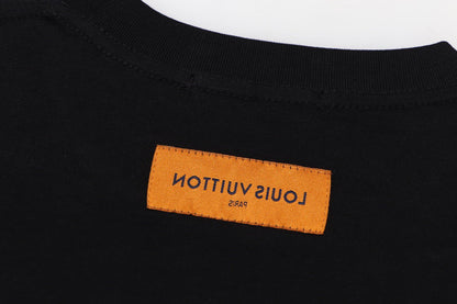 Camiseta clásica con logo estampado