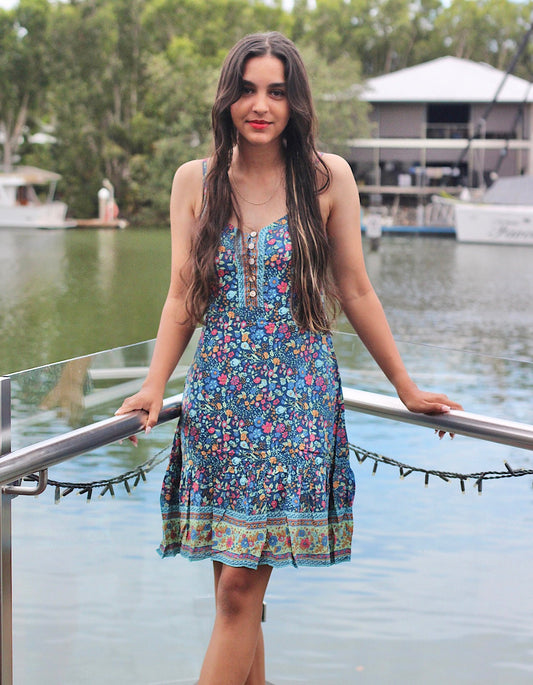 Midnight Wild Flower Robe Courte à Bretelles Fines