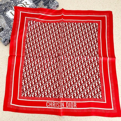 Pañuelo de seda cuadrado de moda retro en relieve