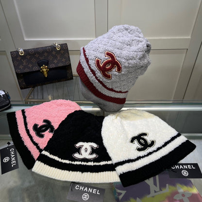 Gorro de punto de vellón coral engrosado