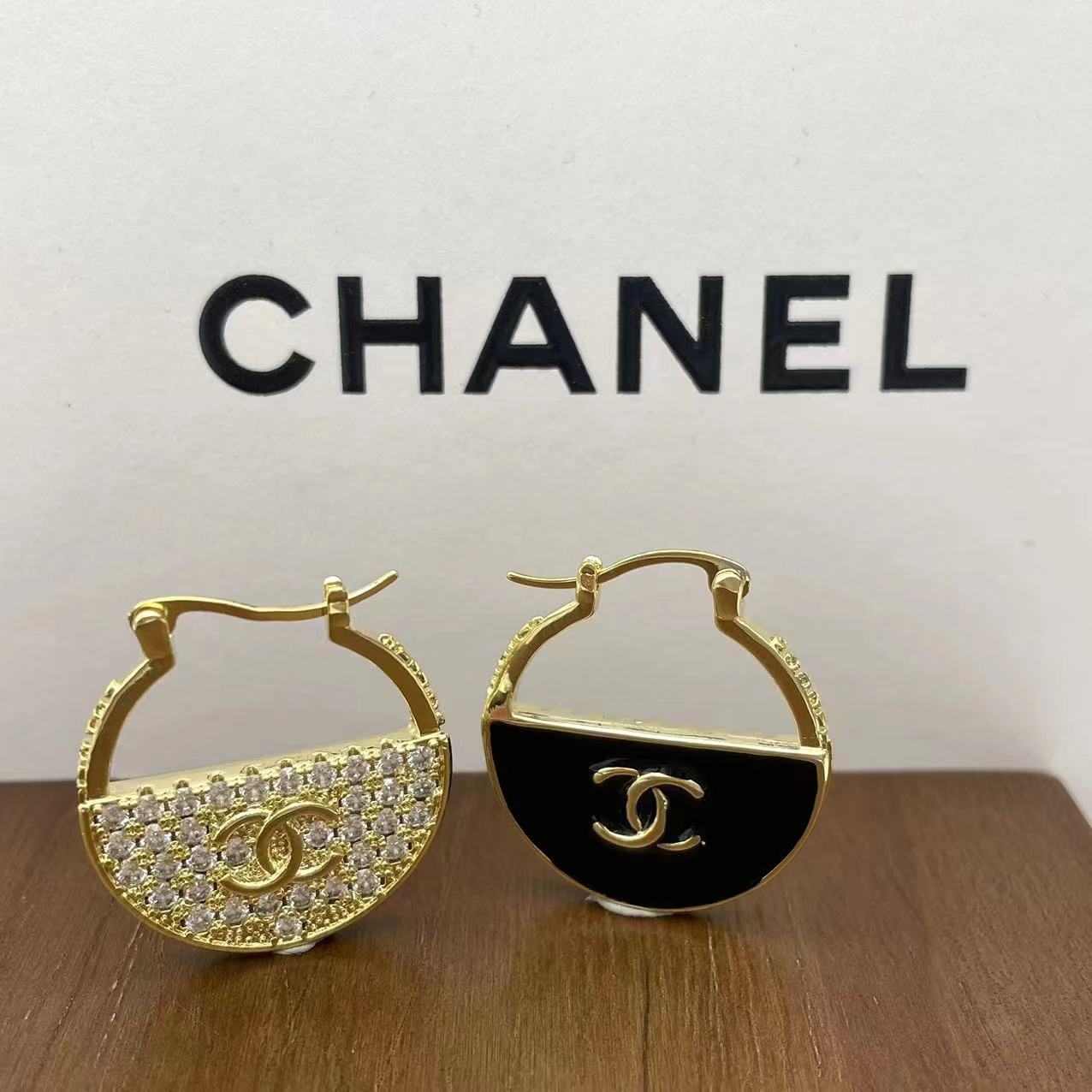 Pendientes de aro de diamante de nueva moda