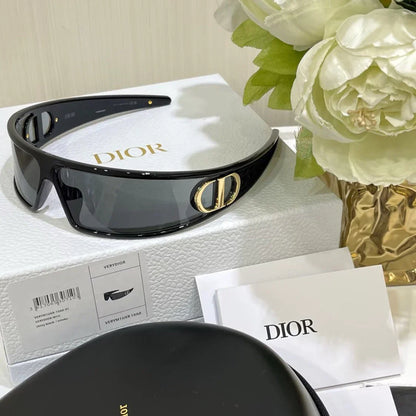 Diadema de moda, gafas de sol novedosas