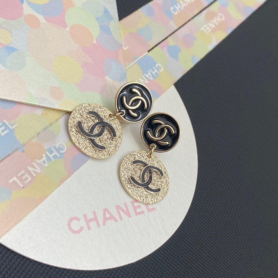 Pendientes Redondos Retro Elegantes