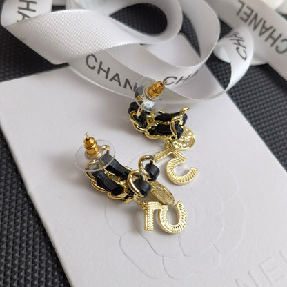 Boucles d'oreilles tendance en cuir et métal (lot de 5)