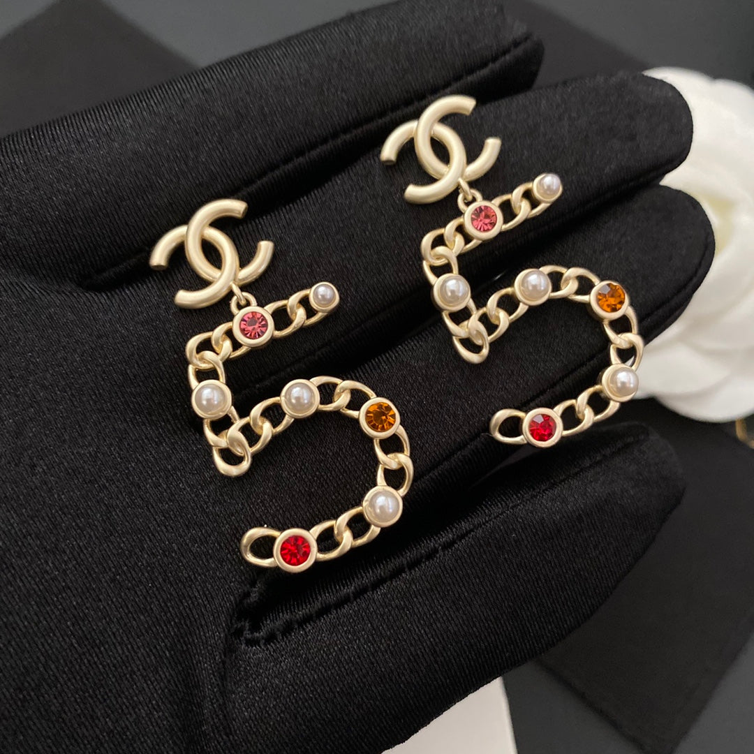 Nuevos pendientes de diamantes de color n.º 5