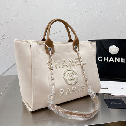 Bolso de playa bordado con perlas