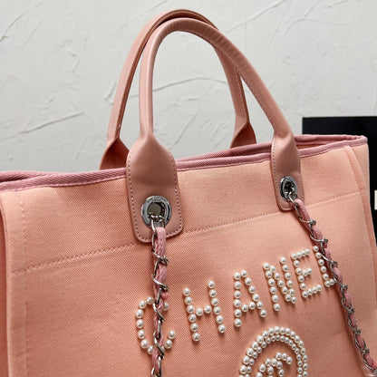 Bolso de playa bordado con perlas