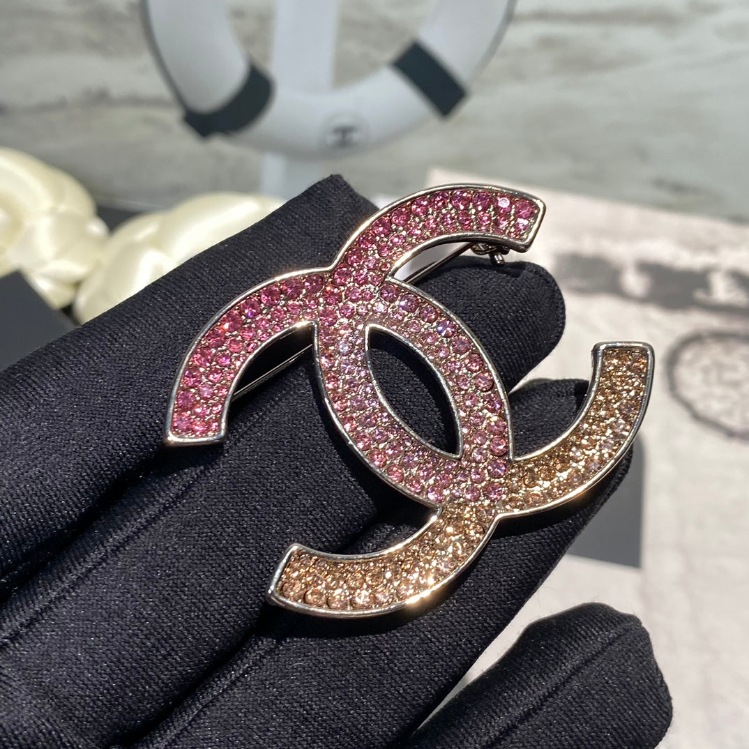 Broche de diamantes de imitación rosa degradado