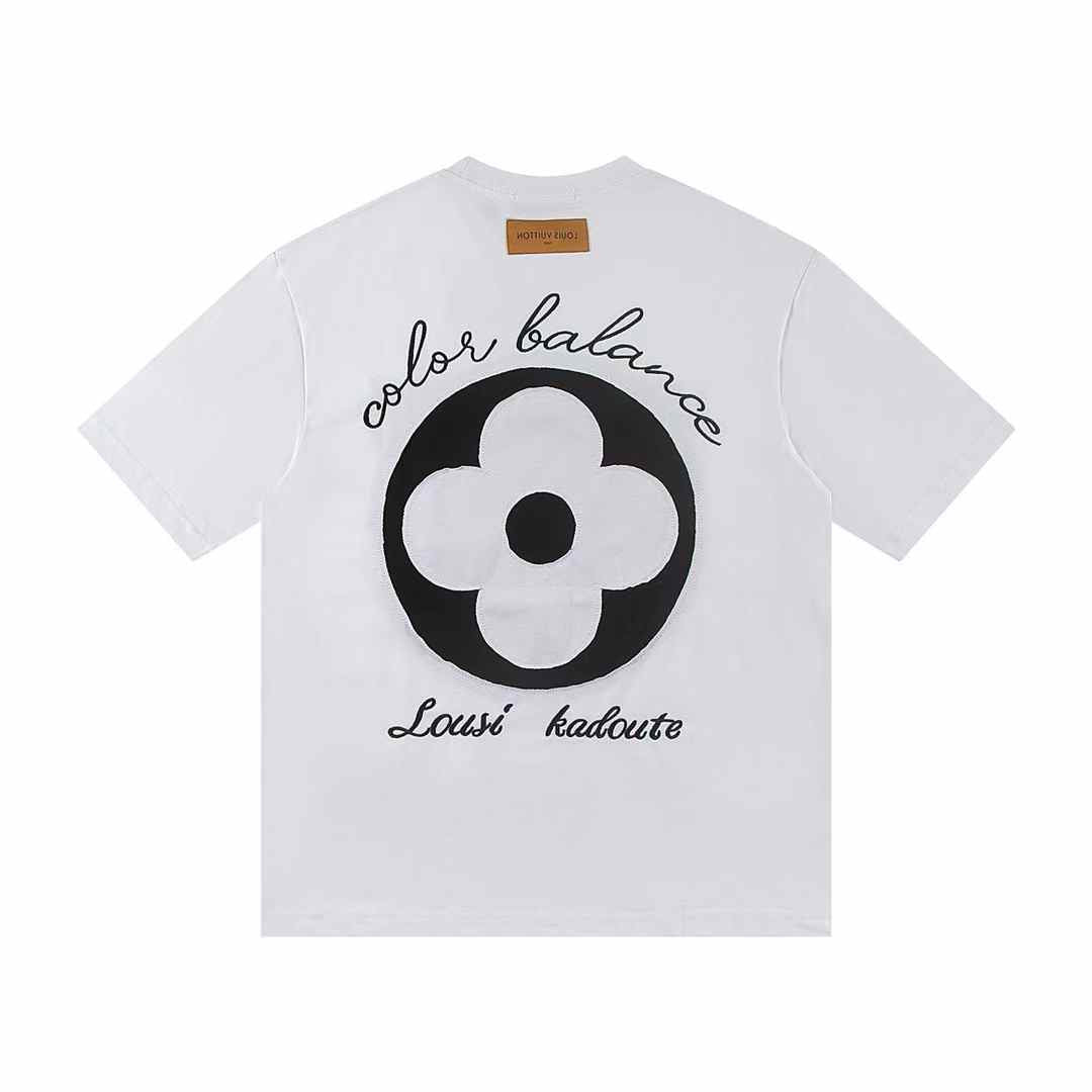 Nueva camiseta de moda bordada