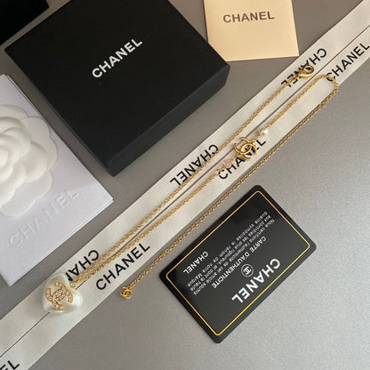 Collier pendentif Cœur de perle