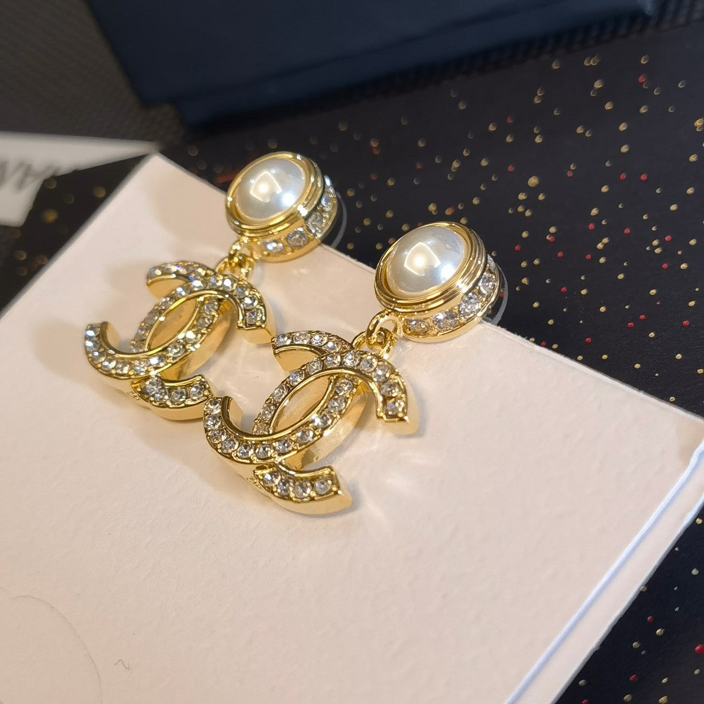Pendientes Clásicos de Perlas y Diamantes Glitter