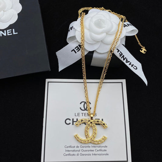 Collier pendentif creux double couche simple