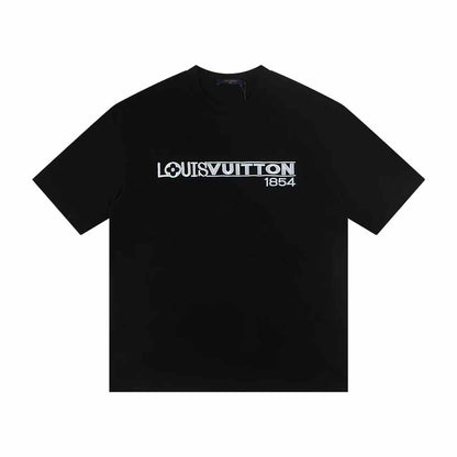Nouveau t-shirt de broderie à la mode