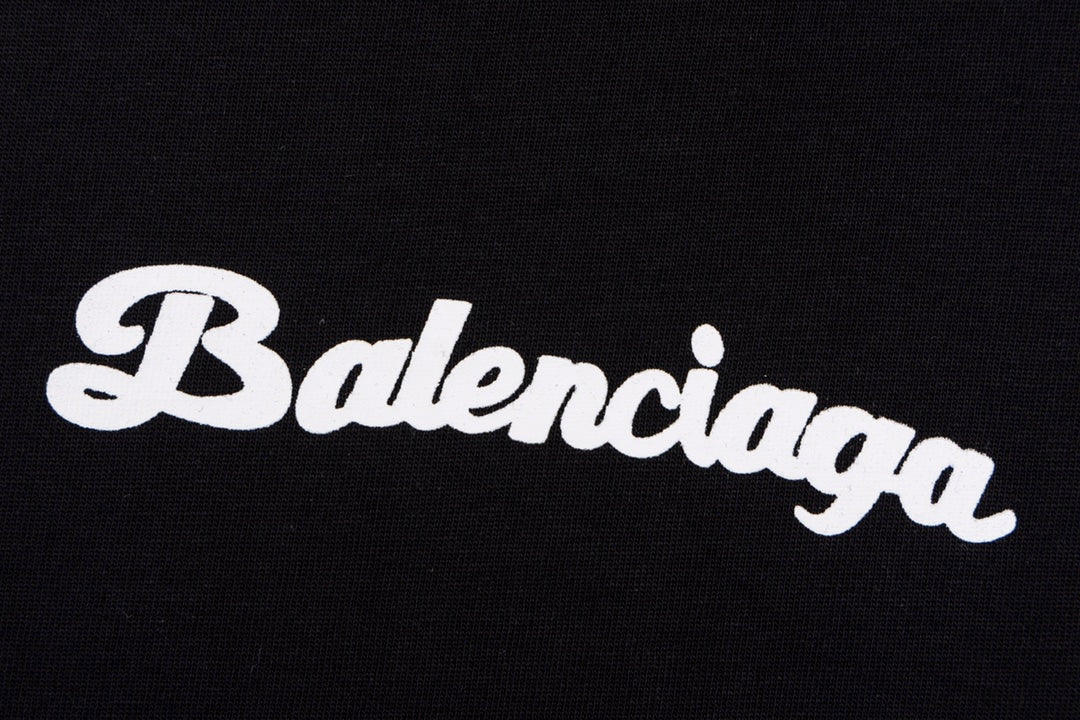 Camiseta clásica con estampado de letras