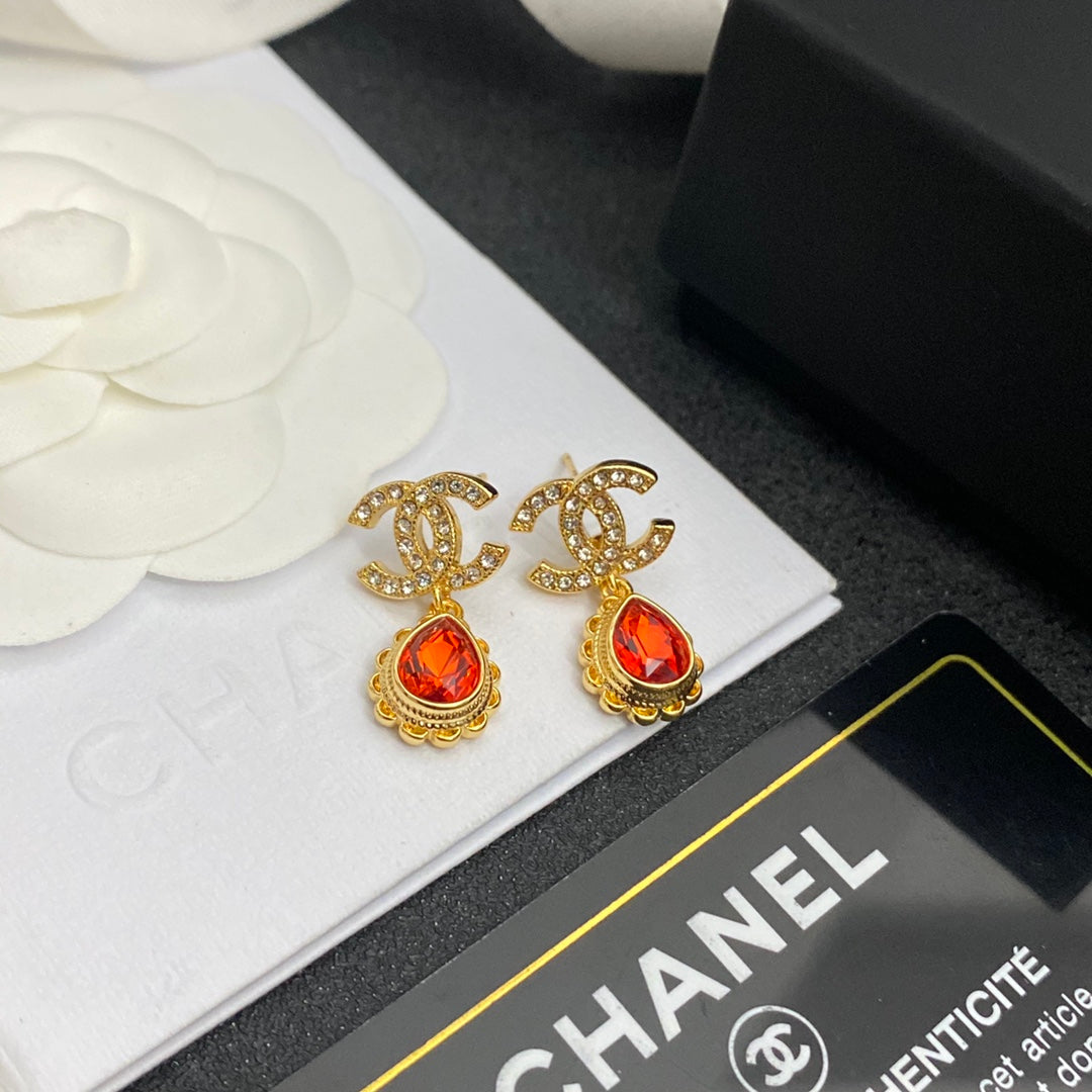 Pendientes colgantes de gema roja vintage