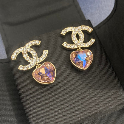 Boucles d'oreilles cœur laser étincelantes en zircon