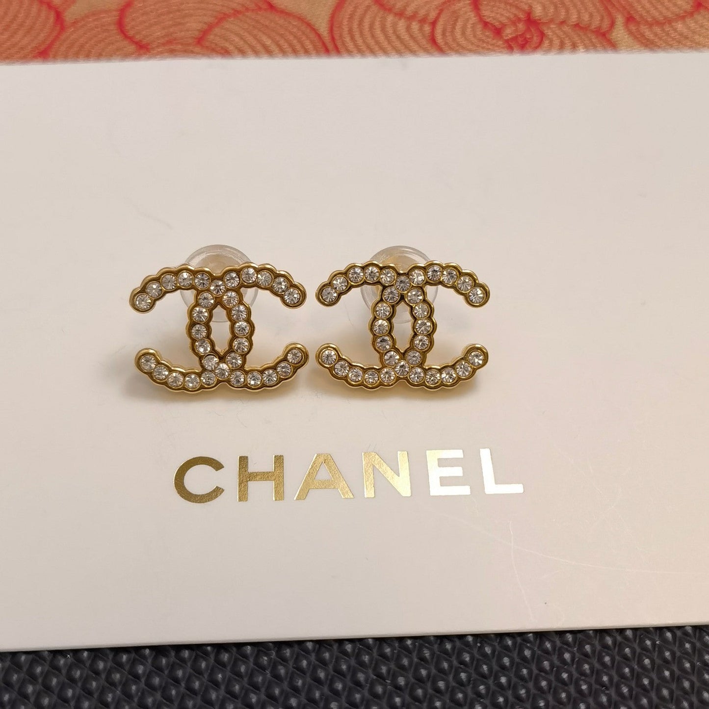 Pendientes con logo de diamante de 2 colores