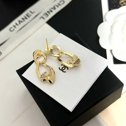 Pendientes Dorados de Moda