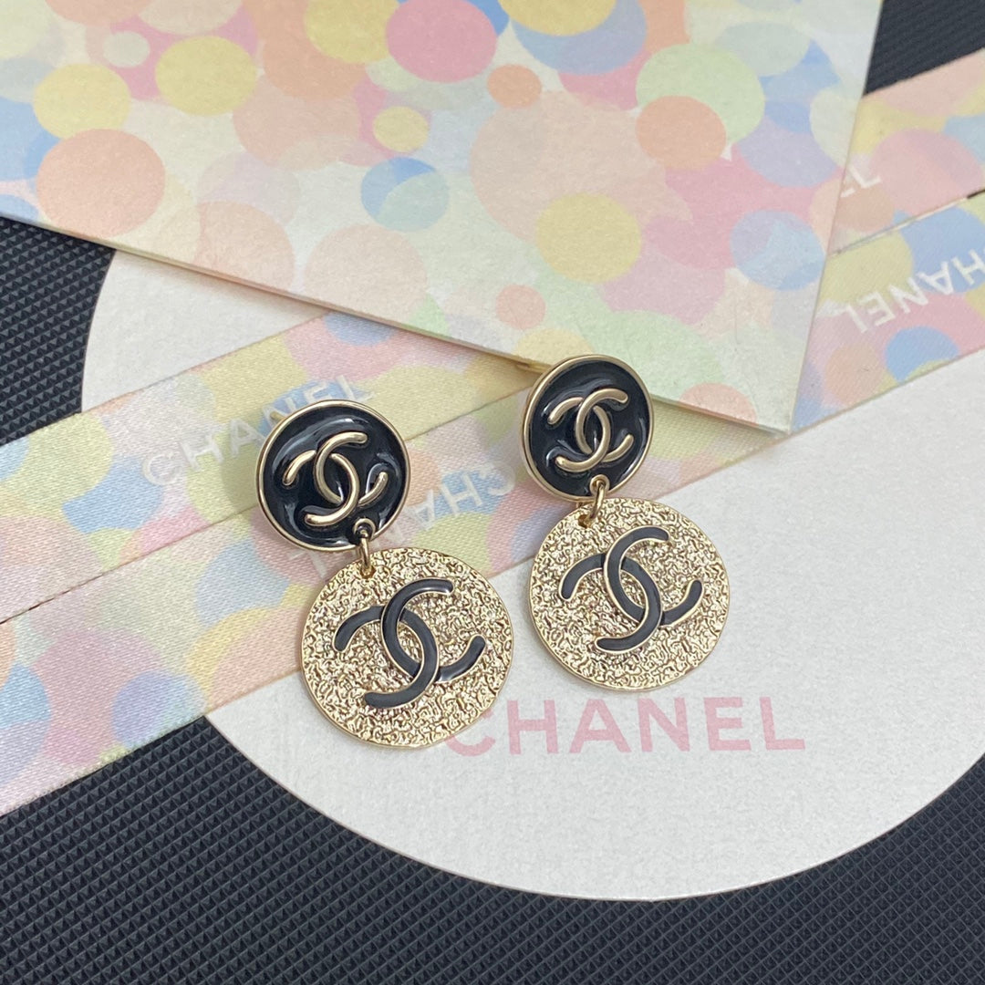 Pendientes Redondos Retro Elegantes