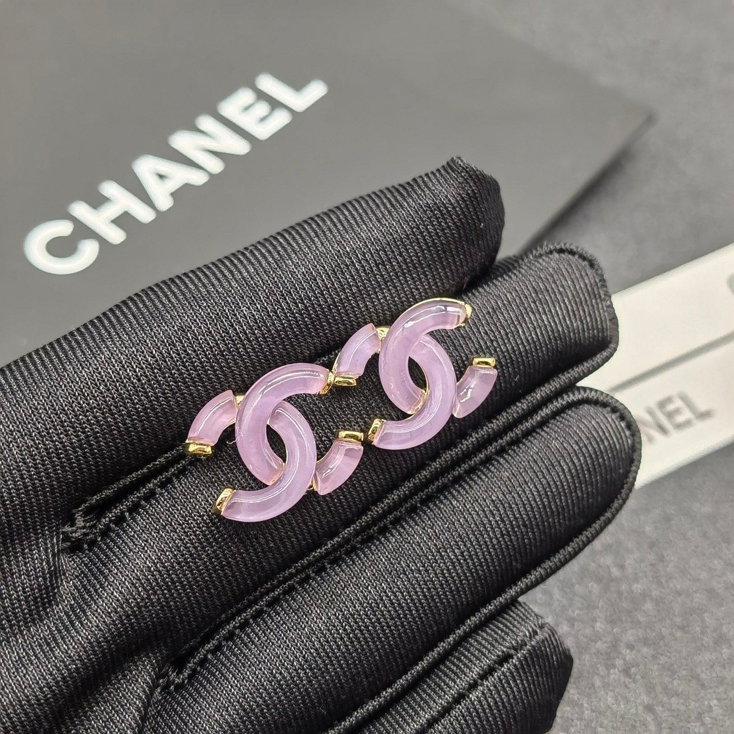 Pendientes de resina con letras vintage