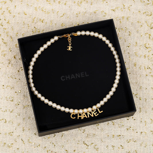Collier Pendentif Lettre Perle