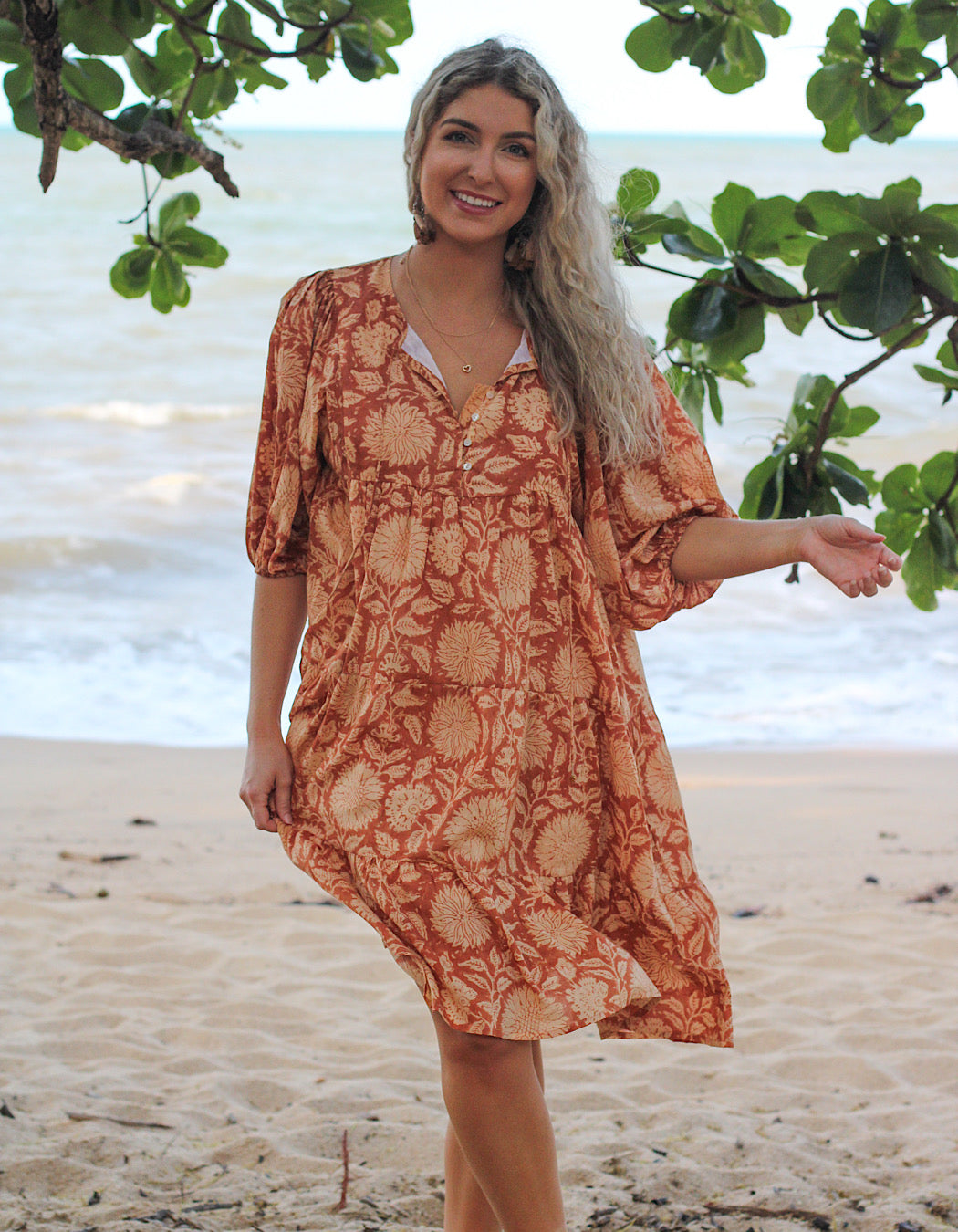 Minivestido Neera en Masala - Forrado