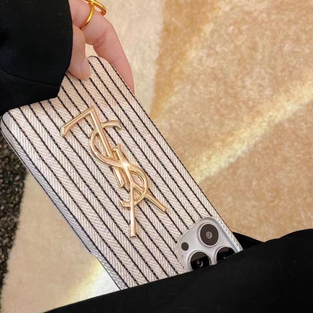 Funda de cuero con estampado de cocodrilo