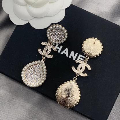 Boucles d'oreilles perles et diamants
