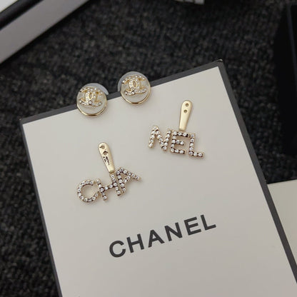 Boucles d'oreilles clous dorées Pearly Whi