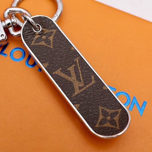 Porte-clés Monogram Skateboard en cuir
