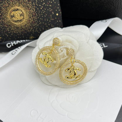 Boucles d'oreilles créoles pendantes diamant