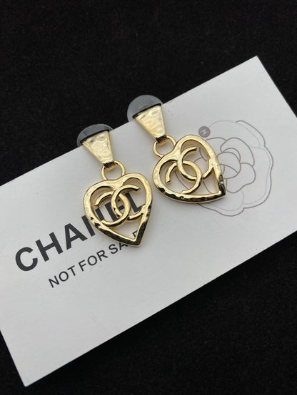 Boucles d'oreilles cœur creux de tempérament