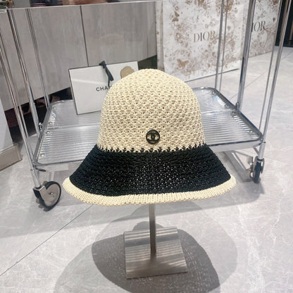Chapeau bob en paille tendance